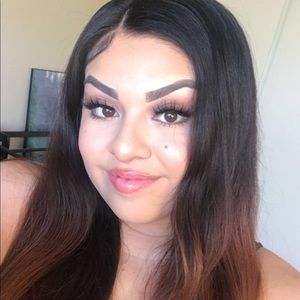 Meet your Posher, Estefany